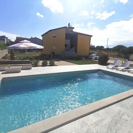 プーラCasa Matea - 90 M From The Sea, New Private Swimming Poolアパートメント エクステリア 写真