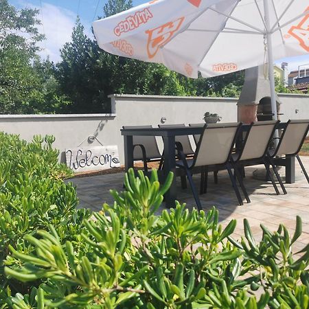 プーラCasa Matea - 90 M From The Sea, New Private Swimming Poolアパートメント エクステリア 写真