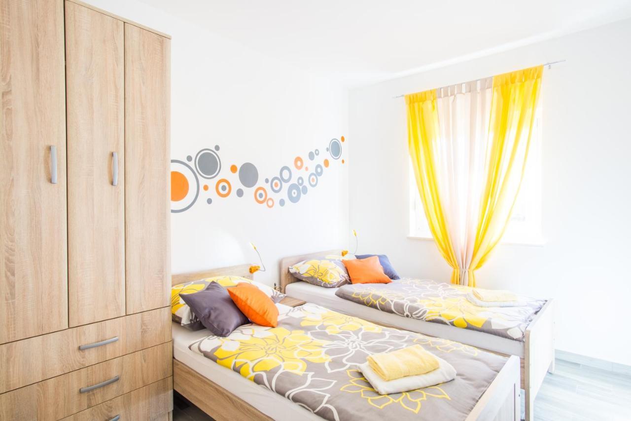 プーラCasa Matea - 90 M From The Sea, New Private Swimming Poolアパートメント エクステリア 写真