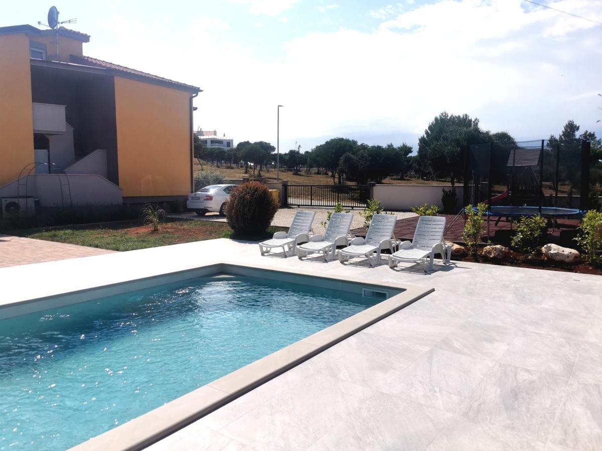 プーラCasa Matea - 90 M From The Sea, New Private Swimming Poolアパートメント エクステリア 写真